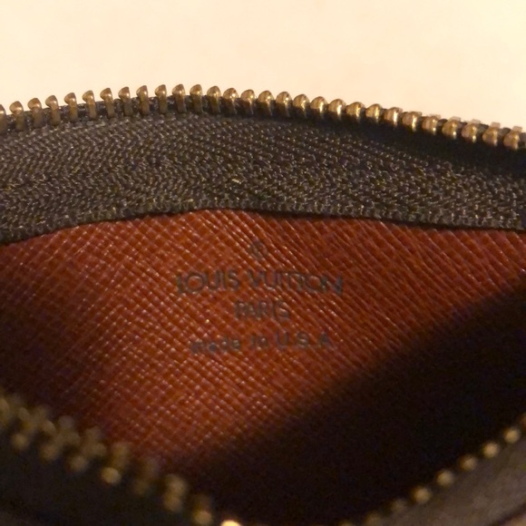 Louis Vuitton Change Purse - Picture 7 of 8